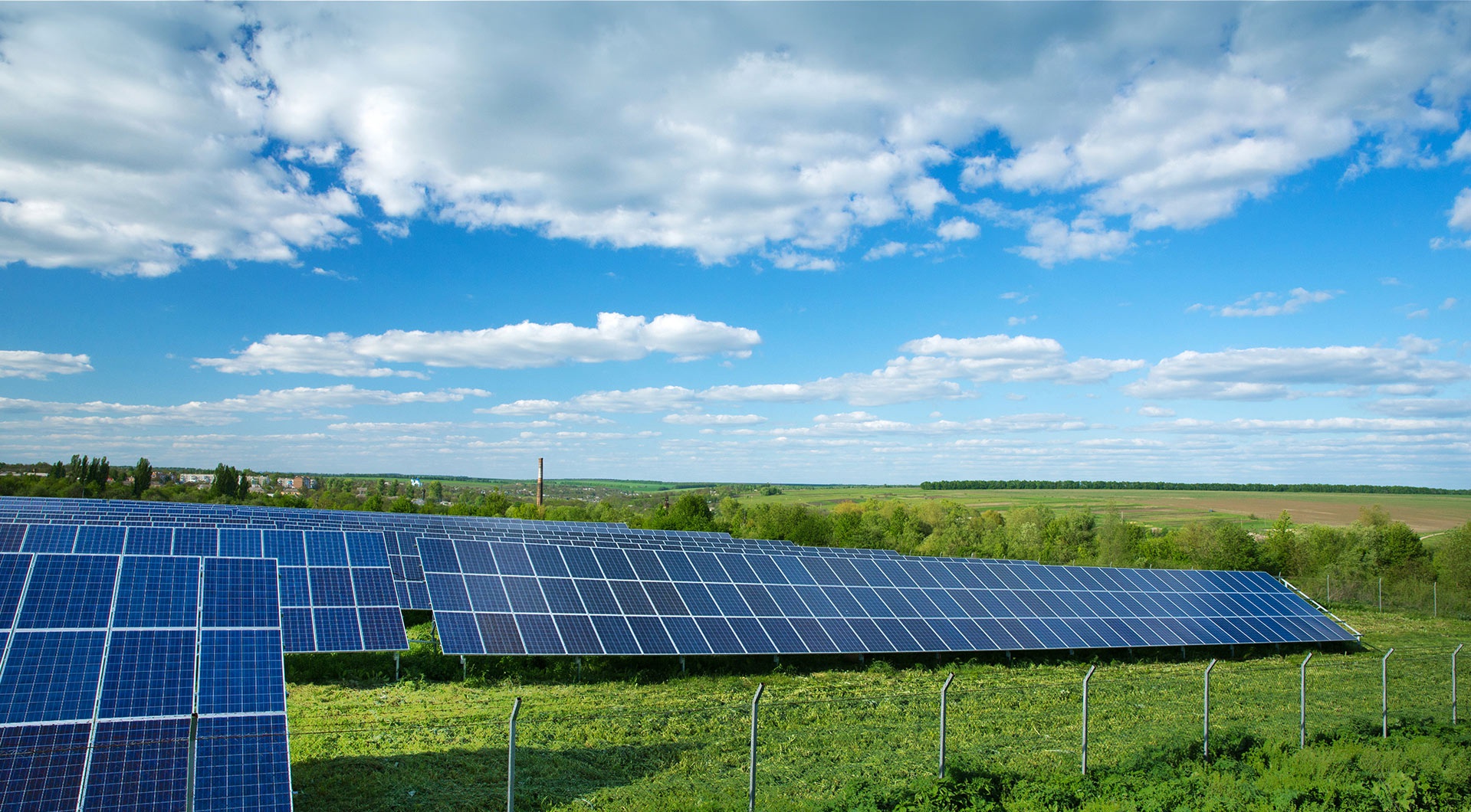 Sunshine Energy Storage Attends Solar Storage Live UK in 2023